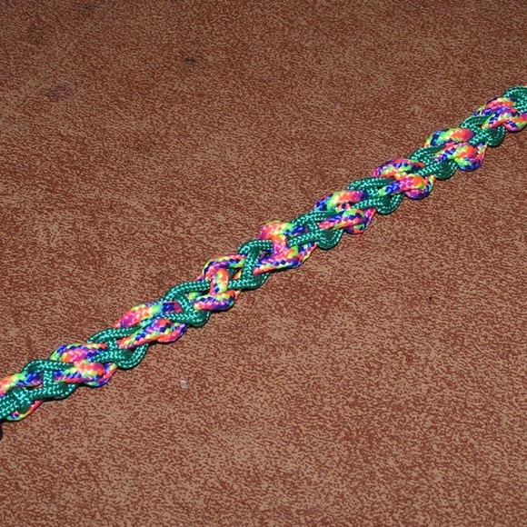 Multi Color Para Cord Survival Unisex Bracelet - Picture 5 of 7